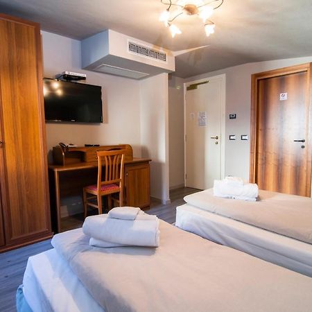 Hotel Saligari Verceia Kültér fotó