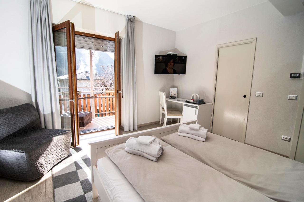 Hotel Saligari Verceia Kültér fotó