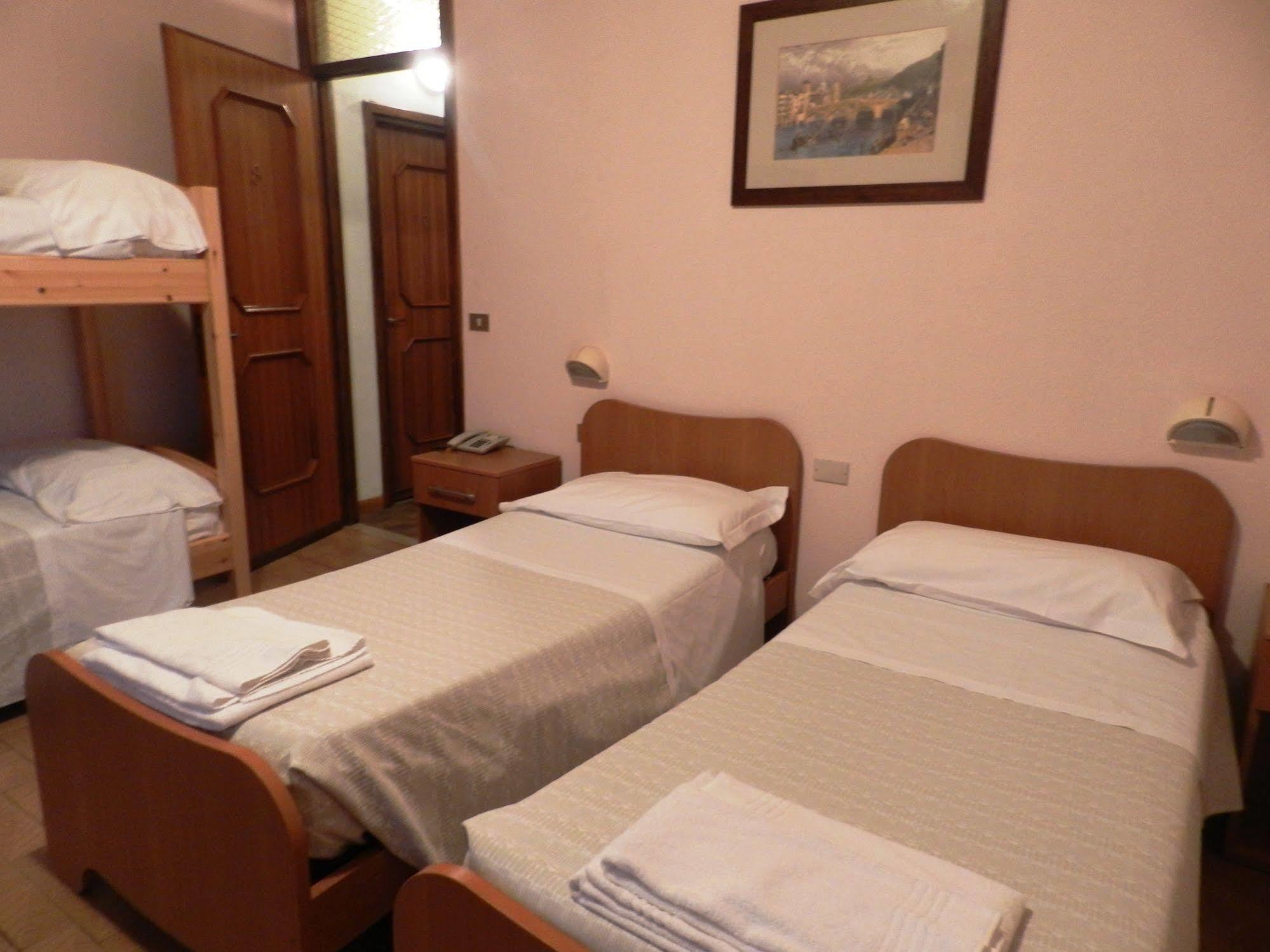 Hotel Saligari Verceia Kültér fotó